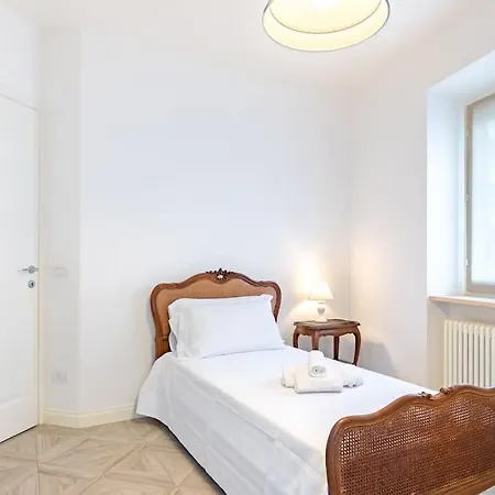 Vescovado - Free Parking In Center Apartment Alba (Piedmont)